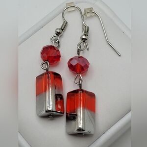 ✨2/$10✨ Handmade Vibrant Red & Silver Ombre Crystal Dangle Earrings